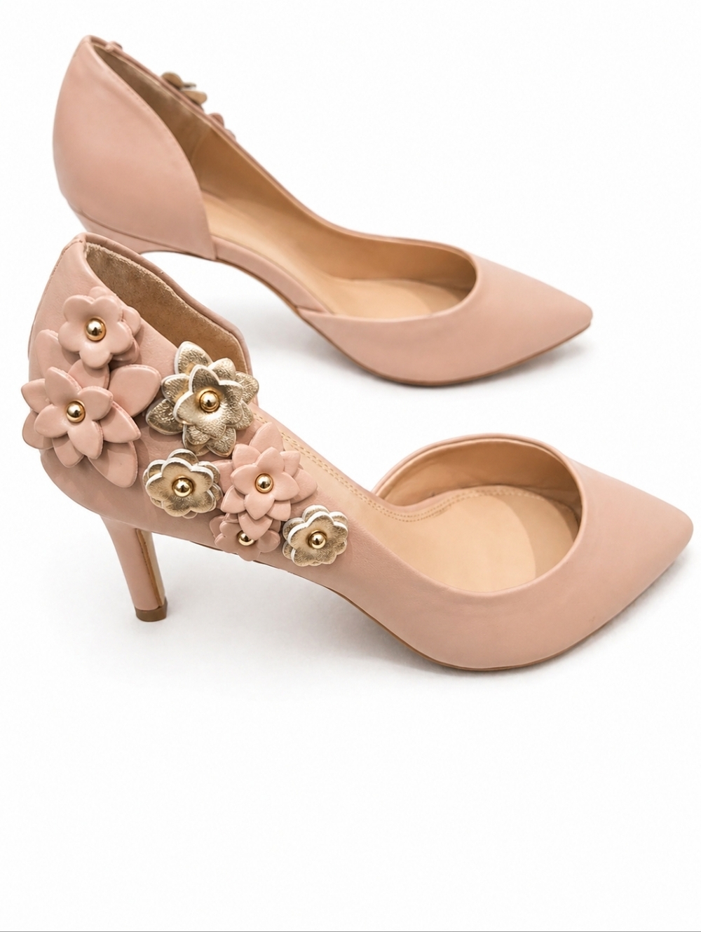 Blush Pink  Floral Appliqué Pointed-Toe Pumps Size 8. Wedding, Bridal Shower